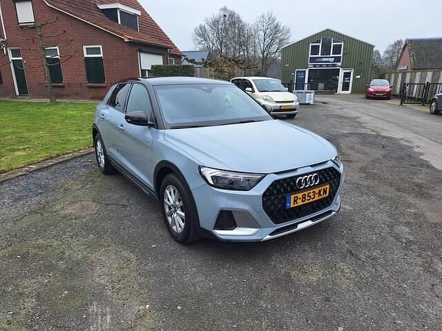Occasion Audi A1 Advanced 2021 Grijs SUV