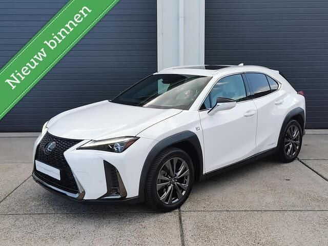 Occasion Lexus UX 250h Sport Line 184 PK (135 kW) 2019 Wit SUV