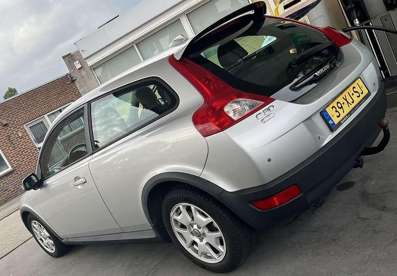Grijs Gebruikt 2007 Volvo C30 Kinetic Hatchback | € 3.500 (Duur) - Afbeelding 1/4
