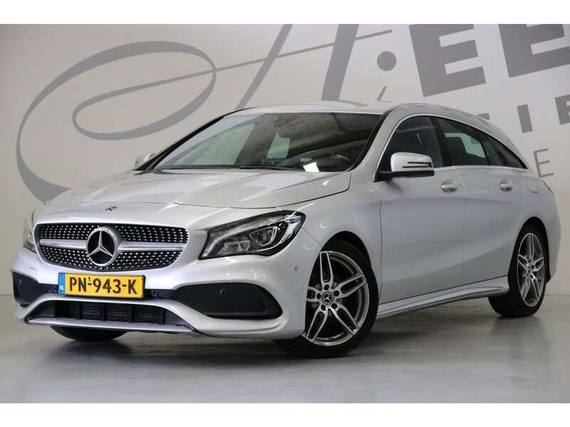 Grijs Gebruikt 2017 Mercedes CLA180 Business Sedan | € 16.950 (Eerlijke prijs) - Afbeelding 1/4