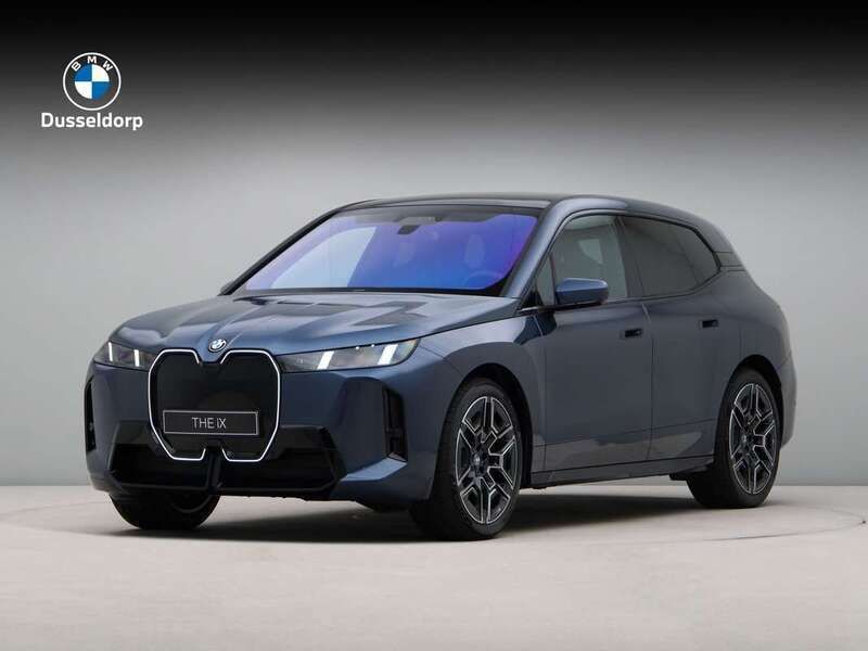 Blauw Nieuw 2025 BMW iX M Sport SUV | € 123.895 (Eerlijke prijs) - Afbeelding 1/4