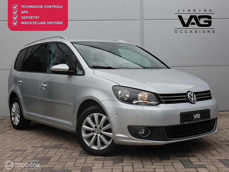 Grijs Gebruikt 2011 VW Touran Highline MPV | € 10.399 (Iets duurder) - Afbeelding 1/4