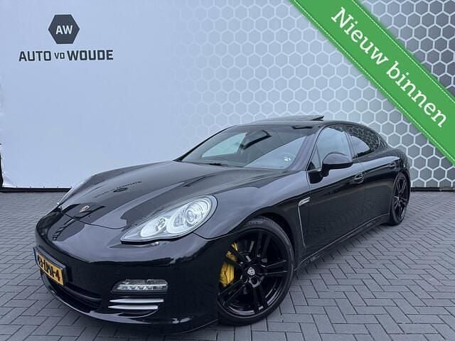 Zwart Gebruikt 2010 Porsche Panamera Sedan | € 23.950 (Eerlijke prijs) - Afbeelding 1/4