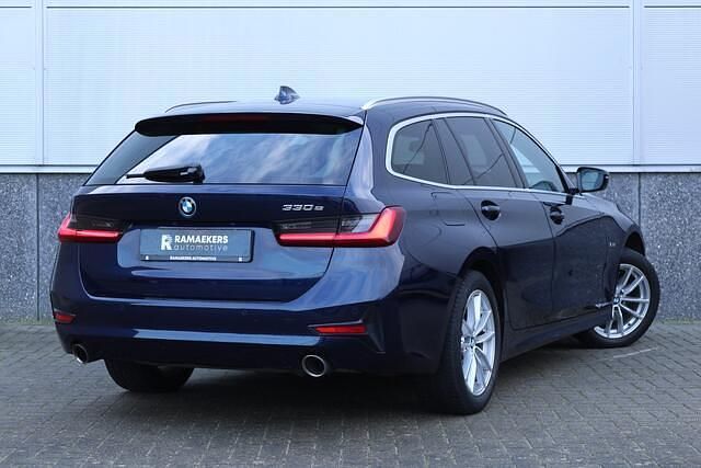 Occasion BMW 330 291 PK (214 kW) 2022 Blauw Stationwagen