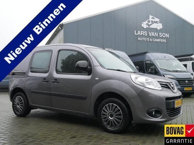 Grijs Gebruikt 2021 Nissan NV250 Van | € 11.750 - Afbeelding 1/4