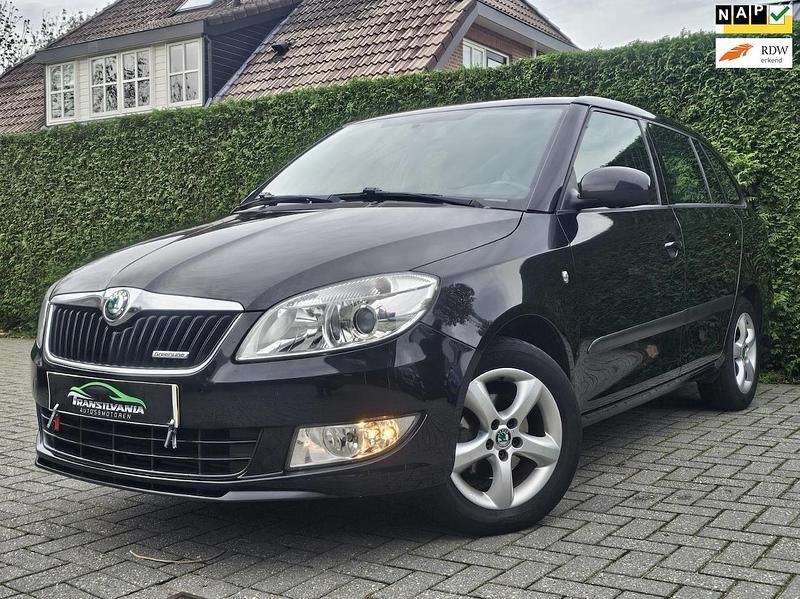 Zwart Gebruikt 2012 Skoda Fabia Business Line Stationwagen | € 2.699 (Eerlijke prijs) - Afbeelding 1/4