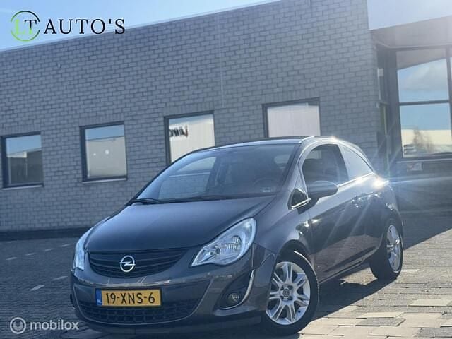 Grijs Gebruikt 2012 Opel Corsa Color Edition Hatchback | € 5.499 (Iets duurder) - Afbeelding 1/4