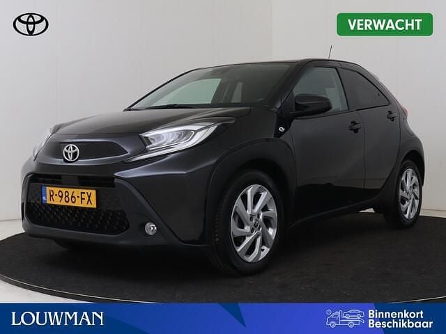 Zwart Occasion 2022 Toyota Aygo X SUV | € 17.950 (Goede deal) - Afbeelding 1/4