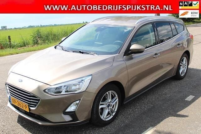 Grijs Gebruikt 2019 Ford Focus Business Edition Stationwagen | € 8.950 (Goede deal) - Afbeelding 1/4