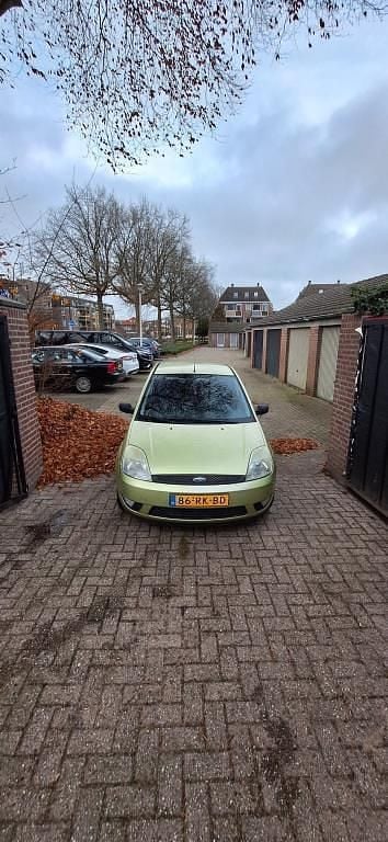 Occasion 2005 Ford Fiesta Futura | € 550 (Super prijs) - Afbeelding 1/4