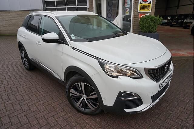 Wit Gebruikt 2019 Peugeot 3008 Allure SUV | € 15.945 (Goede deal) - Afbeelding 1/4