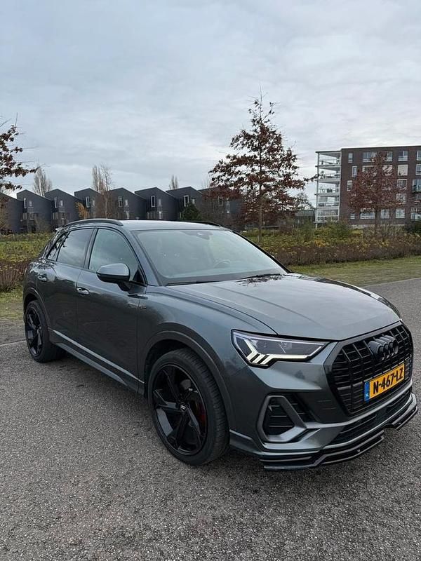 Gebruikt 2021 Audi Q3 S-Line SUV | € 38.500 (Iets duurder) - Afbeelding 1/4