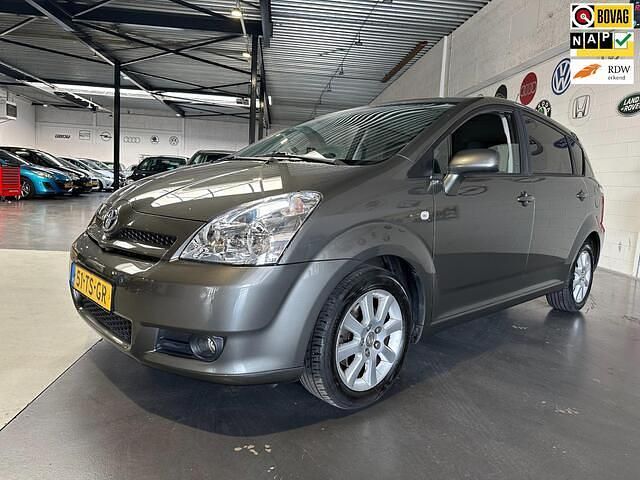 Grijs Gebruikt 2007 Toyota Verso MPV | € 3.699 (Duur) - Afbeelding 1/4