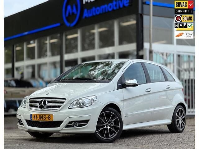 Wit Gebruikt 2009 Mercedes B180 MPV | € 5.650 (Eerlijke prijs) - Afbeelding 1/4