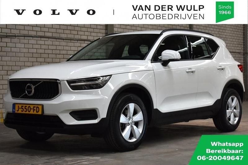Wit Gebruikt 2020 Volvo XC40 Momentum SUV | € 27.500 (Super prijs) - Afbeelding 1/4