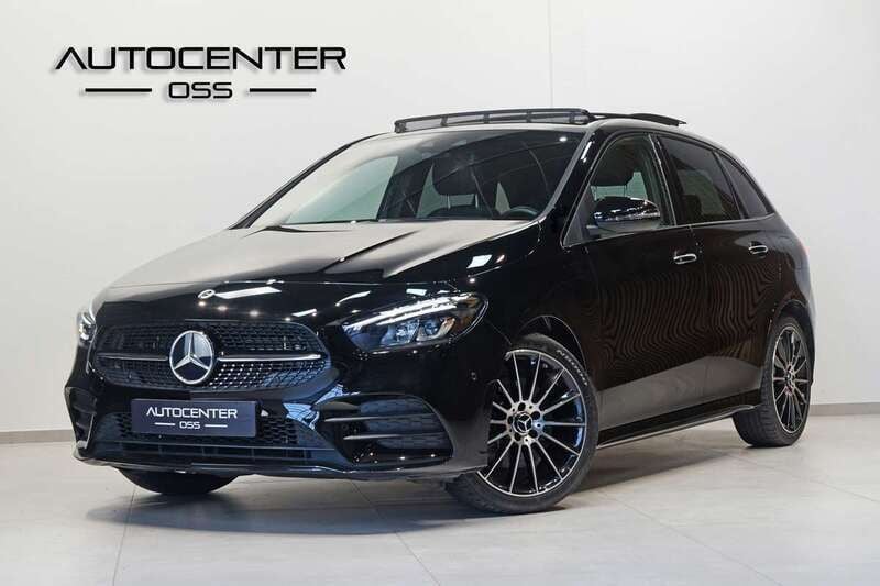 Zwart Gebruikt 2022 Mercedes B250e AMG MPV | € 35.945 (Duur) - Afbeelding 1/3