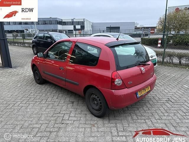 Occasion Renault Clio II Campus 58 PK (42 kW) 2006 Rood Hatchback