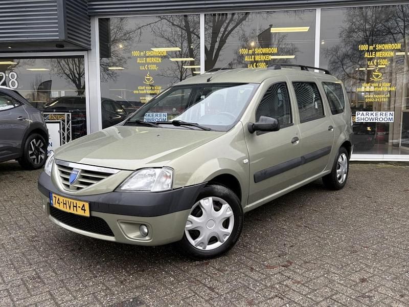 Beige Occasion 2009 Dacia Logan MCV Lauréate MPV | € 2.750 (Eerlijke prijs) - Afbeelding 1/4