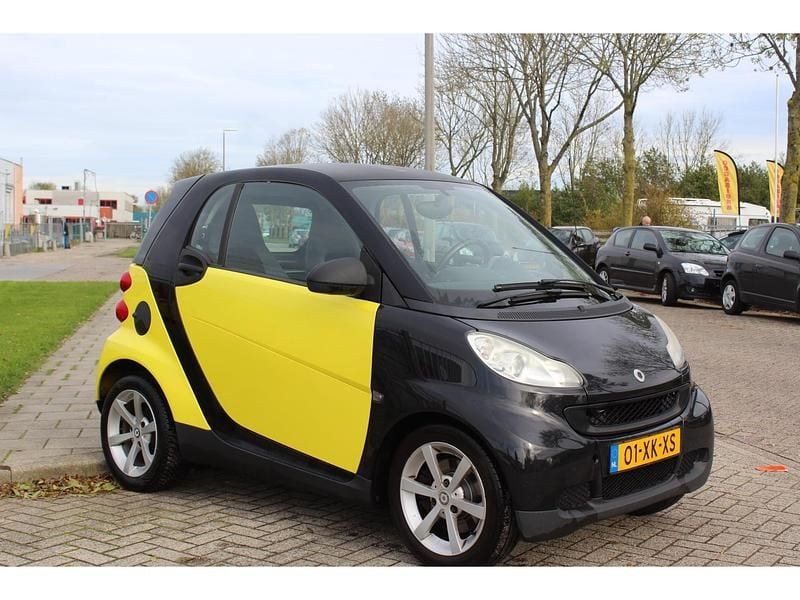 Zwart Gebruikt 2007 Smart ForTwo Coupé Pure Hatchback | € 2.999 (Eerlijke prijs) - Afbeelding 1/4