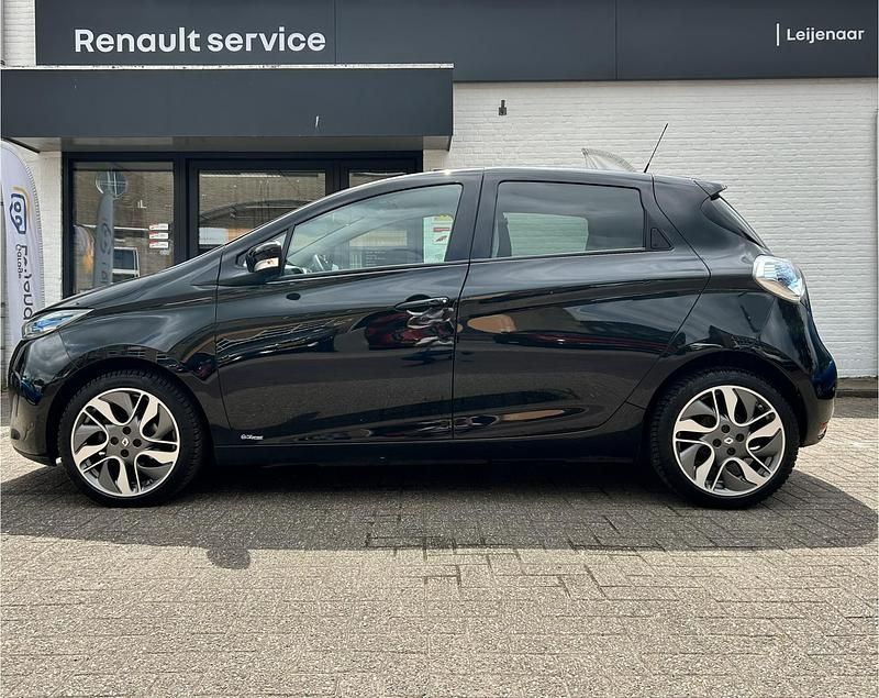 Occasion Renault Zoe Zen 65 kW (89 PK) 2016 Zwart Hatchback