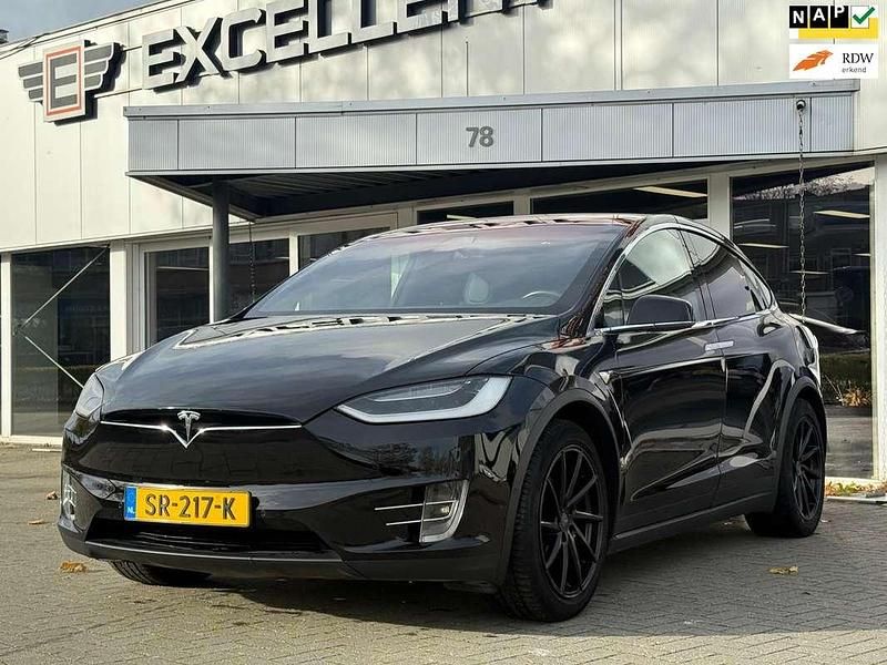 Zwart Gebruikt 2018 Tesla Model X SUV | € 26.950 (Eerlijke prijs) - Afbeelding 1/4