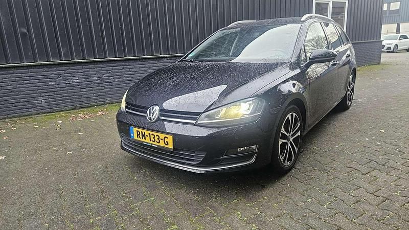 Zwart Occasion 2014 VW Golf VII R | € 5.750 (Super prijs) - Afbeelding 1/4