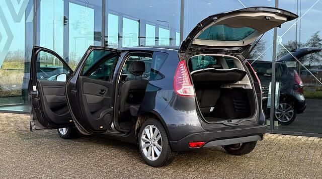 Occasion Renault Scénic III Dynamique 110 PK (80 kW) 2011 Grijs MPV