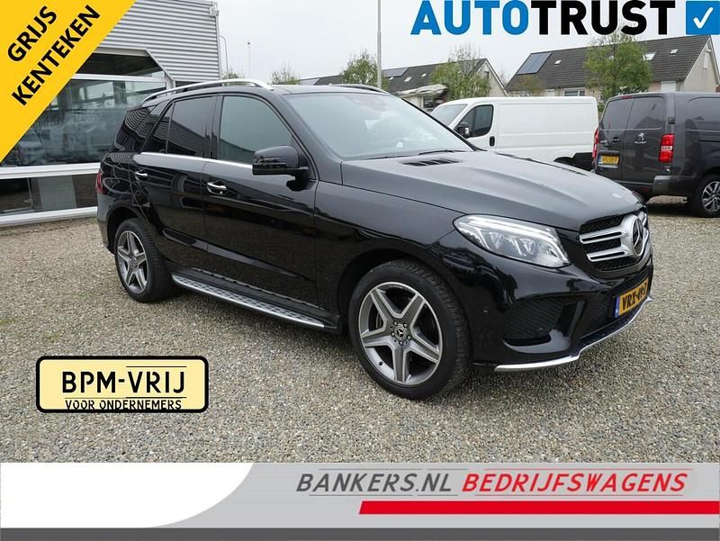 , metallic lak Gebruikt 2018 Mercedes GLE350 AMG SUV | € 36.950 (Iets duurder) - Afbeelding 1/4