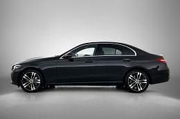 Nieuw Mercedes C300e Business 313 PK (230 kW) 2025 Donker obsidiaanzwart metallic Sedan