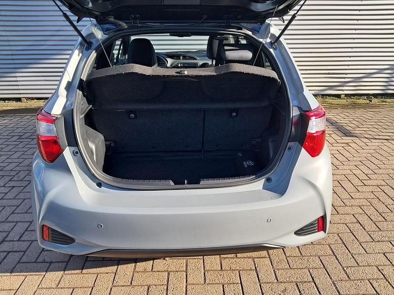 Occasion Toyota Yaris Hybrid Sport 2019 Grijs Hatchback