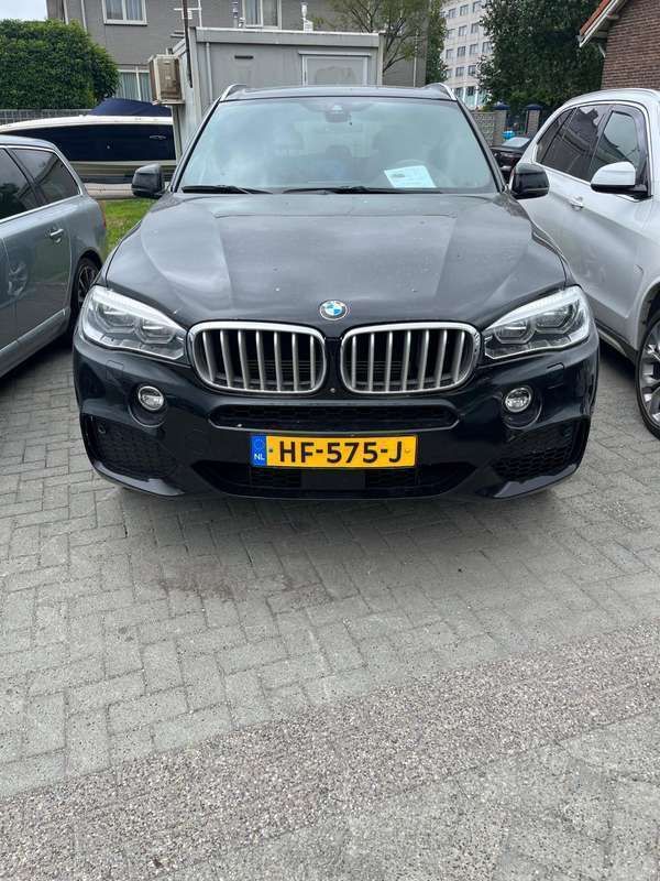Zwart Gebruikt 2015 BMW X5 Executive SUV | € 17.950 (Goede deal) - Afbeelding 1/4