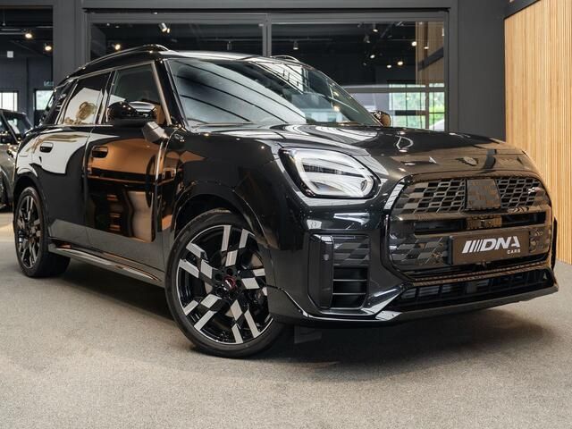 Zwart Gebruikt 2024 Mini John Cooper Works Countryman SUV | € 57.495 - Afbeelding 1/4