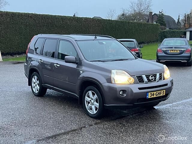 Grijs Gebruikt 2008 Nissan X-Trail SUV | € 3.750 - Afbeelding 1/4