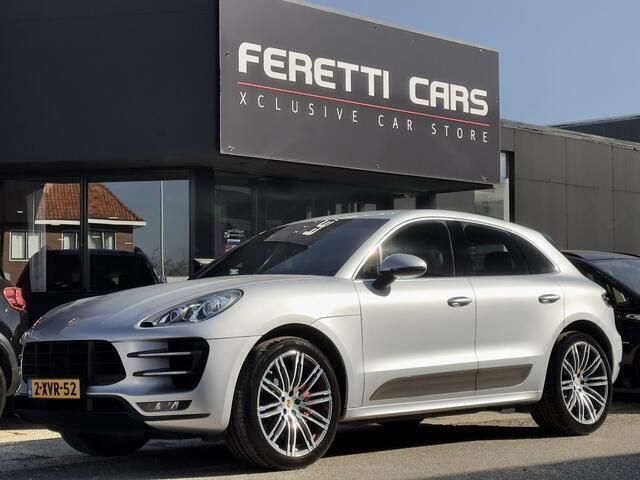 Zilver Gebruikt 2014 Porsche Macan Turbo Sport SUV | € 36.900 (Duur) - Afbeelding 1/4