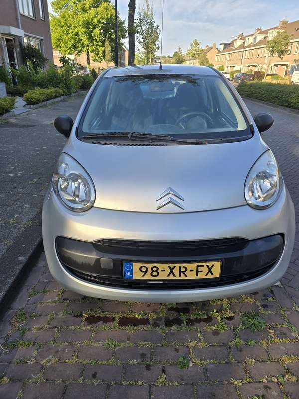 Grijs Gebruikt 2007 Citroën C1 Hatchback | € 2.100 (Eerlijke prijs) - Afbeelding 1/4
