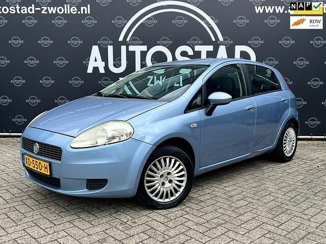 Blauw Gebruikt 2008 Fiat Grande Punto Active Hatchback | € 1.499 (Eerlijke prijs) - Afbeelding 1/4