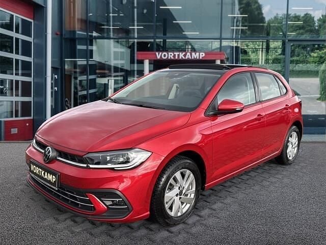 Rood Nieuw 2025 VW Polo Style Hatchback | € 32.500 (Super prijs) - Afbeelding 1/4