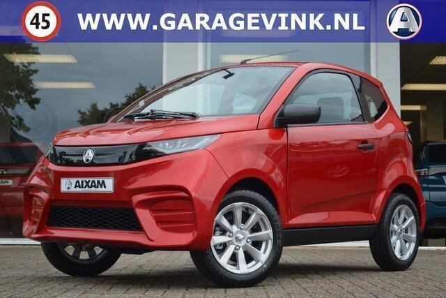 Nieuw Aixam City Pack 2025 Rood Hatchback