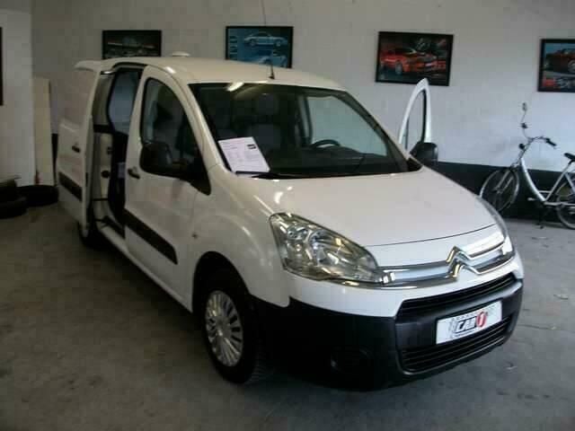 Wit Gebruikt 2015 Citroën Berlingo MPV | € 6.950 (Eerlijke prijs) - Afbeelding 1/4