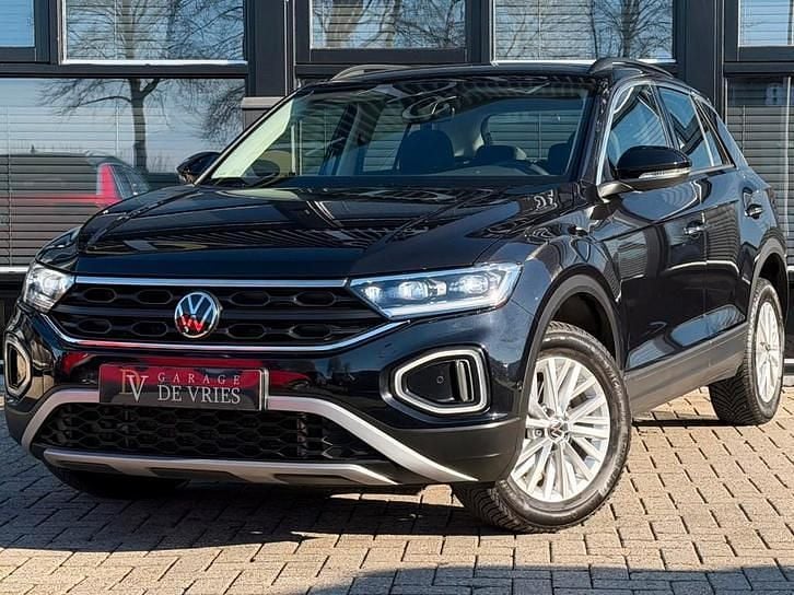 Occasion VW T-Roc Style 150 PK (110 kW) 2023 Zwart (metallic) SUV