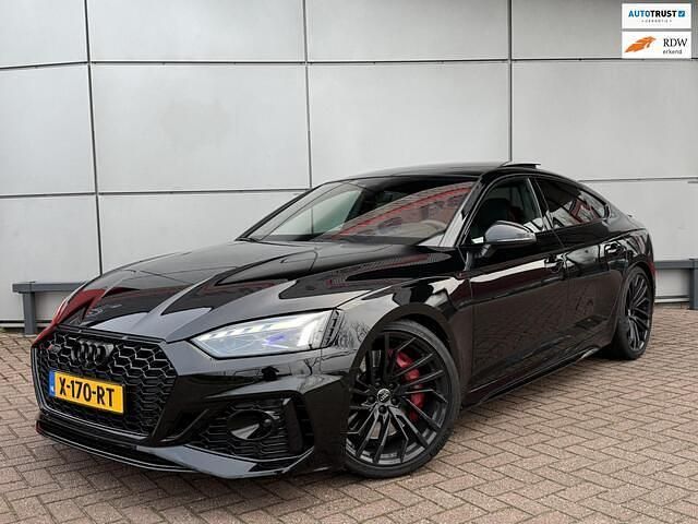 Zwart Occasion 2021 Audi RS5 Sportback Hatchback | € 79.500 (Duur) - Afbeelding 1/4