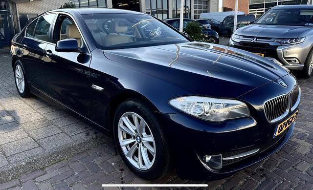 Blauw Gebruikt 2011 BMW 523 Executive Sedan | € 8.950 (Iets duurder) - Afbeelding 1/4