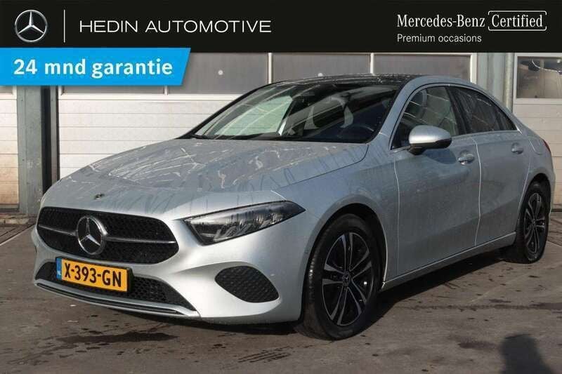 Zilver Gebruikt 2023 Mercedes A250 Business Sedan | € 31.490 (Goede deal) - Afbeelding 1/4