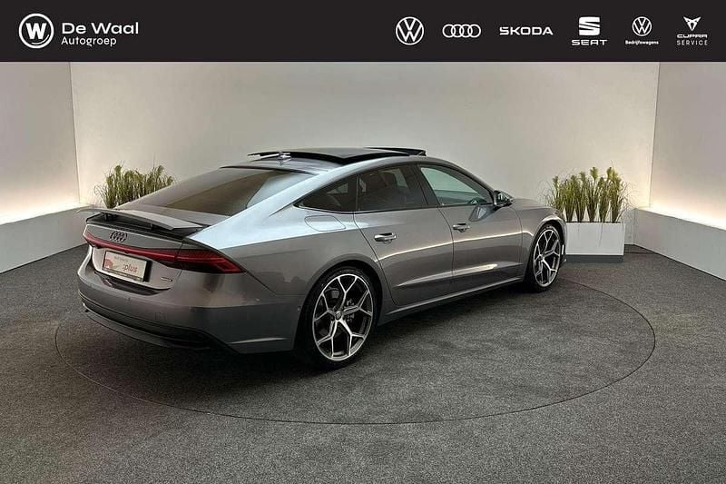 Typhoongrijs metallic Gebruikt 2022 Audi A7 Sportback Proline Hatchback | € 48.600 - Afbeelding 1/3