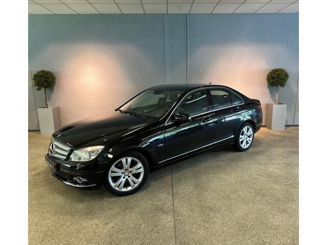 Zwart Gebruikt 2010 Mercedes C180 Avantgarde Sedan | € 12.450 (Duur) - Afbeelding 1/4