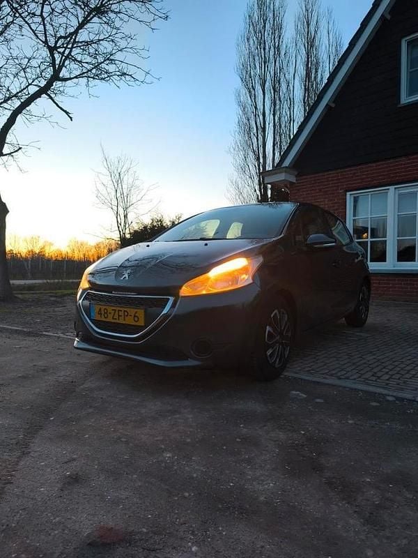Occasion Peugeot 208 81 PK (59 kW) 2012 Hatchback