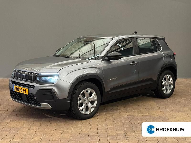 Grijs Gebruikt 2024 Jeep Avenger Longitude SUV | € 24.900 (Iets duurder) - Afbeelding 1/4