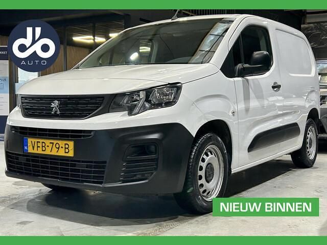 Wit Occasion 2020 Peugeot Partner MPV | € 6.934 (Super prijs) - Afbeelding 1/4
