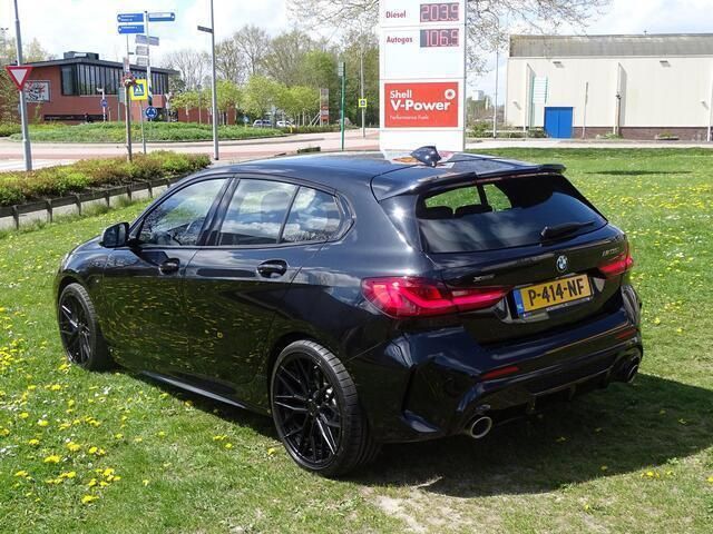 Occasion BMW M135 Executive 306 PK (225 kW) 2021 Zwart Hatchback