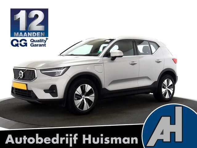 Zilver Gebruikt 2022 Volvo XC40 Core SUV | € 32.888 (Goede deal) - Afbeelding 1/4